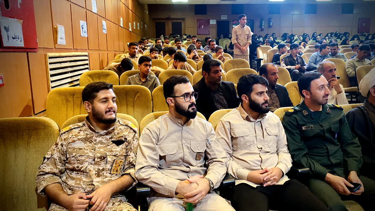 یادواره‌شهدای‌دانش‌آموزمیناب‌ورهبرشهیدانقلاب در سیاهکل برگزارشد