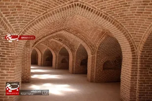 کاروانسرای تاج آباد