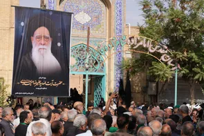 تشییع باشکوه عالم برجسته یزدی با حضور مردم قدرشناس دارالعباده