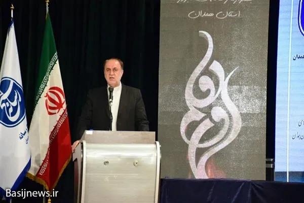 همه باید تمام توان خود را برای تقویت دولت بکار گیریم