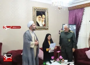 دیدار فرمانده سپاه شاهین دژ با دختران شهید صمد بوستانی