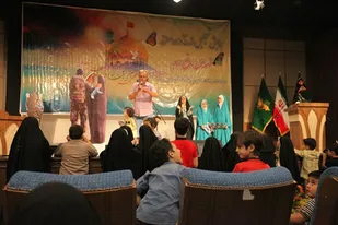 "جشن روز دختر" با حضور دختران شهدای مظلوم مدافع حرم