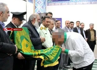 پنج زندانی ایلامی به حرمت پرچم حرم رضوی از زندان آزاد شدند