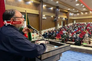 ایران متخصص رویشِ از خاکسترند