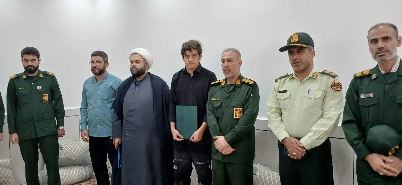 دیدار با خانواده شهید 
