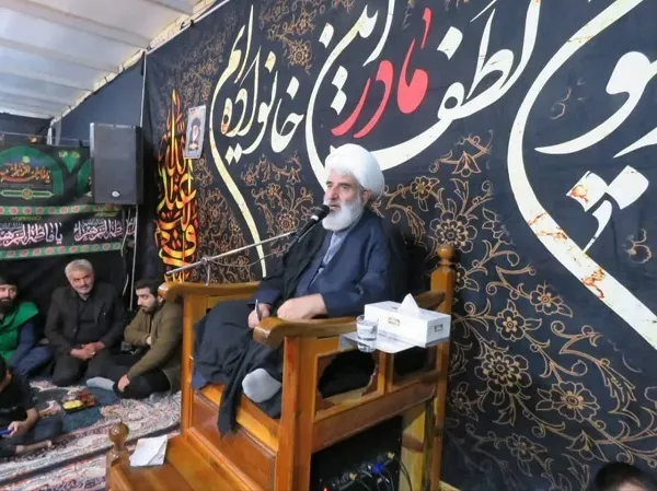 اقامه ی عزای حضرت زهرا(سلام الله علیها) توسط پایوران و بسیجیان