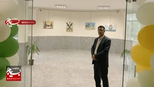 نمایشگاه هنری تهاجم فرهنگی در اردبیل برپا شد