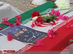 مراسم گرامیداشت شهدای دانش آموز حادثه تروریستی شاهچراغ