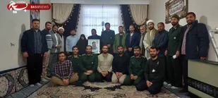 مادران شهدا ، از مکتب حضرت زینب(س) الگو می&zwnj;گیرند.
