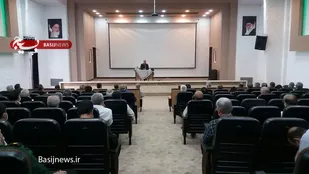 تلاش دشمن در تکرار ماجرای صدر اسلام در انقلاب اسلامی