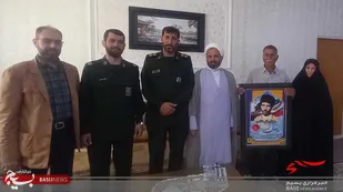 دیدار با خانواده شهدا انگیزه ما را برای خدمت بیشتر به مردم تقویت می&zwnj;كند