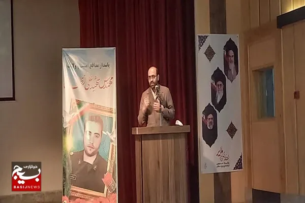 سپاه نماد عینی آیات قرآن برای ما است