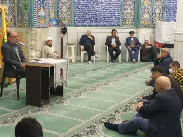 سلسله نشست‌های های بصیرتی و جهاد تبیین توسط رزمندگان گردان ۱۰۵ حضرت امام حسین(علیه السلام) برگزار شد.
