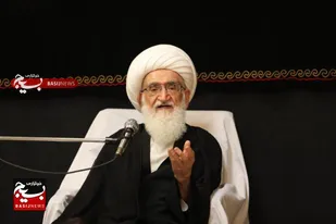 حضرت آیت الله العظمی نوری همدانی &laquo;مدظله العالی&raquo; در دیدار عده&zwnj;ای از ائمه جماعات، به مناسبت روز مسجد در مشهد مقدس