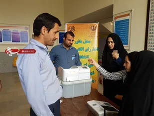 مانور آزمايشي انتخابات تمام مكانيزه در شهر شاهرود در حال انجام است