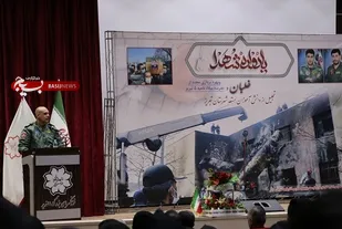 خلبانان ما  هر لحظه آماده شهادت هستند