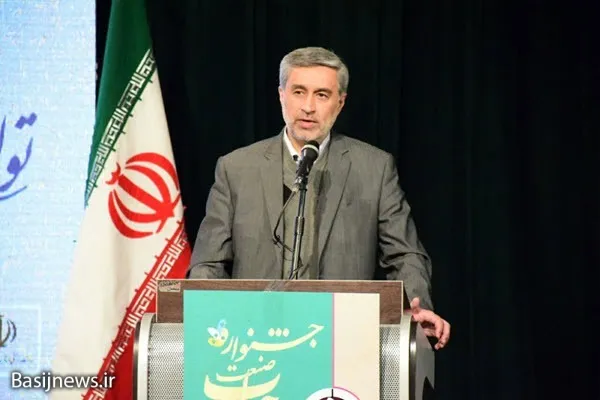 لزوم تدوین سند فرهنگی فاخر در تراز نظام مقدس جمهوری