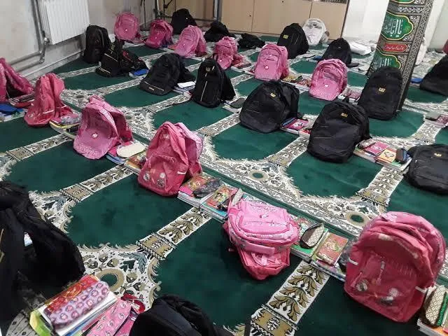 توزیع بسته تحصیلی