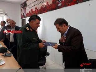 دیدار سرپرست مخابرات منطقه کهگیلویه وبویراحمد با فرمانده تیپ ۴۸ فتح