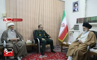 بسیجیان و پاسداران با سلاح ایمان مقابل توطئه&zwnj;های دشمن ایستاده&zwnj;اند