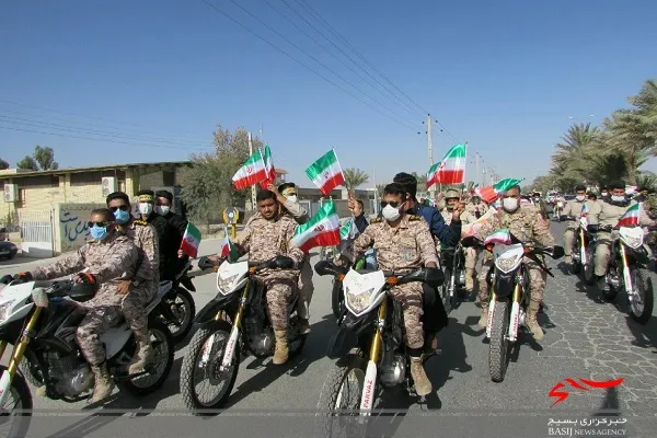 راهپیمایی با شکوه ۲۲ بهمن در سراوان برگزار شد
