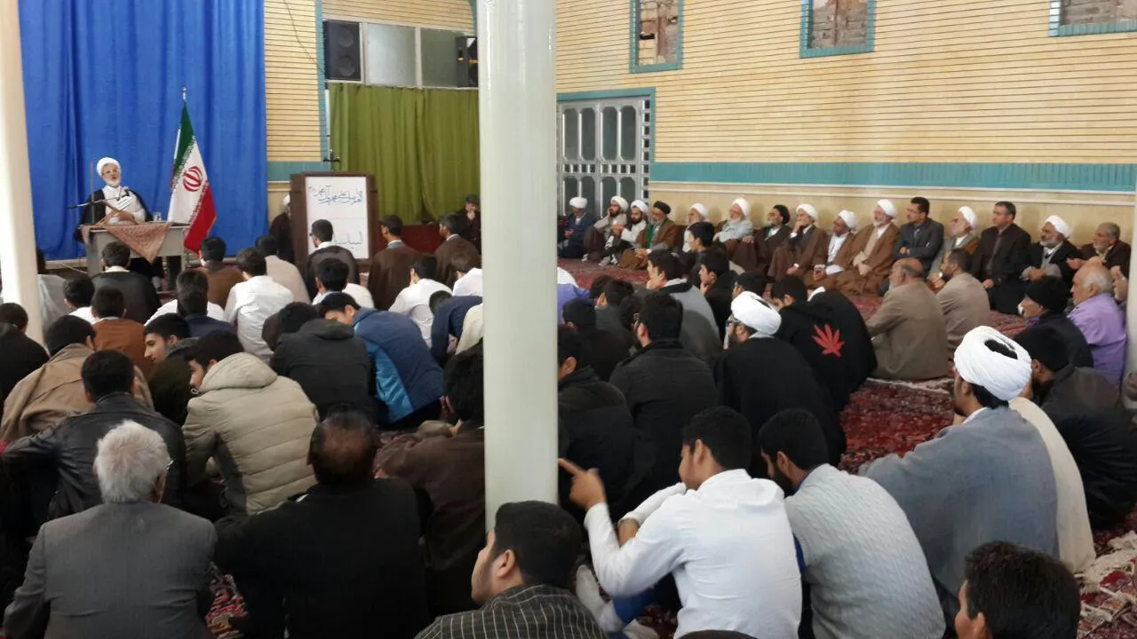 تلبس ۸ طلبه به لباس روحانیت در شاهرود