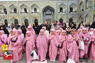 &nbsp;آیین جشن تکلیف ۵۰ دختر تازه مکلف در حرم رضوی+عکس