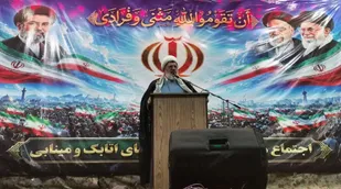 تداوم روحیه ایستادگی؛ با حضور در تجمعات شبانه