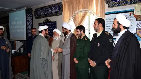 مراسم تکریم و معارفه مسؤل جدید نمایندگی ولی فقیه در سپاه ناحیه شازند