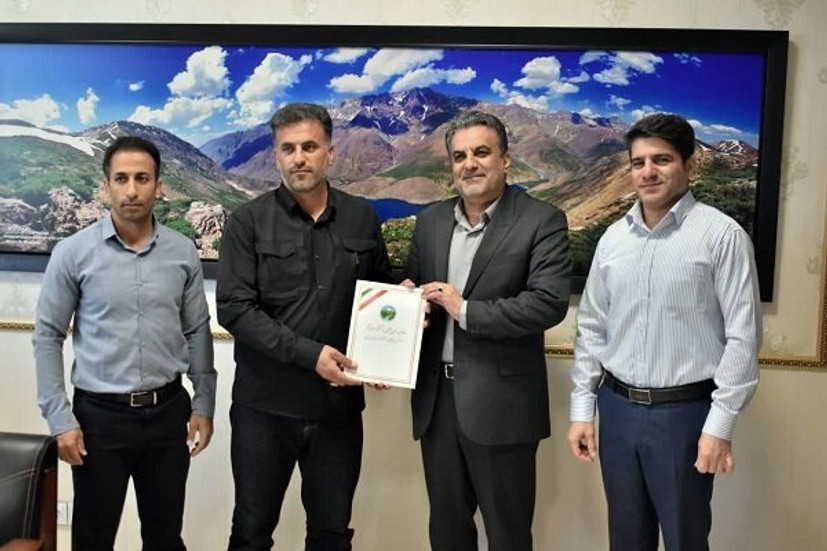 برای کاشت ۱ میلیارد درخت؛ تفاهم‌نامه بسیج سازندگی و منابع طبیعی لرستان امضا شد