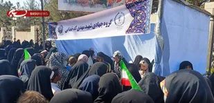 برپایی ایستگاه های صلواتی توسط گروه های جهادی در راهپیمایی و اجتماع بانوان خراسان جنوبی