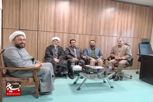 دیدار مسئول تعلیم و تربیت ستاد تخصصی اقشار بسیج سپاه انصارالحسین(ع) همدان با مربی و سرمربی صالحین بسیج کارمندی