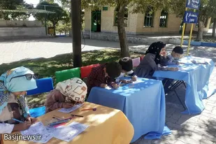 برپایی غرفه&zwnj;های فرهنگی به همت حوزه امام خامنه&zwnj;ای کبودراهنگ