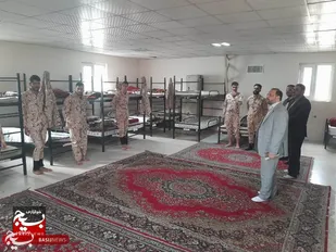 تقدیر فرمانده سپاه میامی از سربازان به مناسبت سال نو