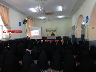 برگزاری نشست بصیرتی هیئت عاشقان ولایت حوزه زینب کبری(س) نهاوند