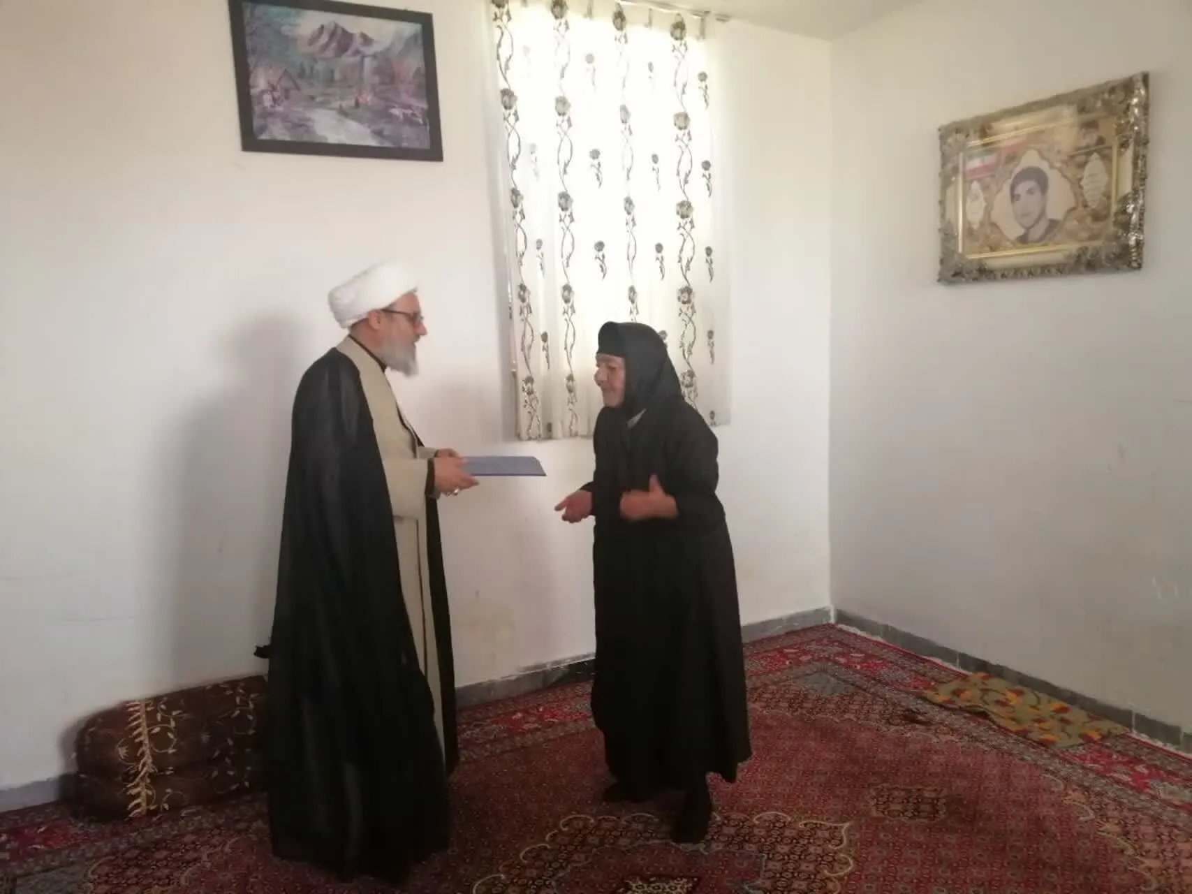 دیدار نماینده ولی فقیه درسپاه استان با خانواده شهید صادقی