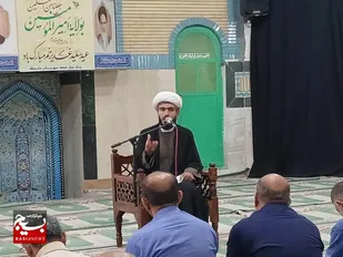 امام خمینی (ره) روح مرده ملت را زنده کرد&nbsp;