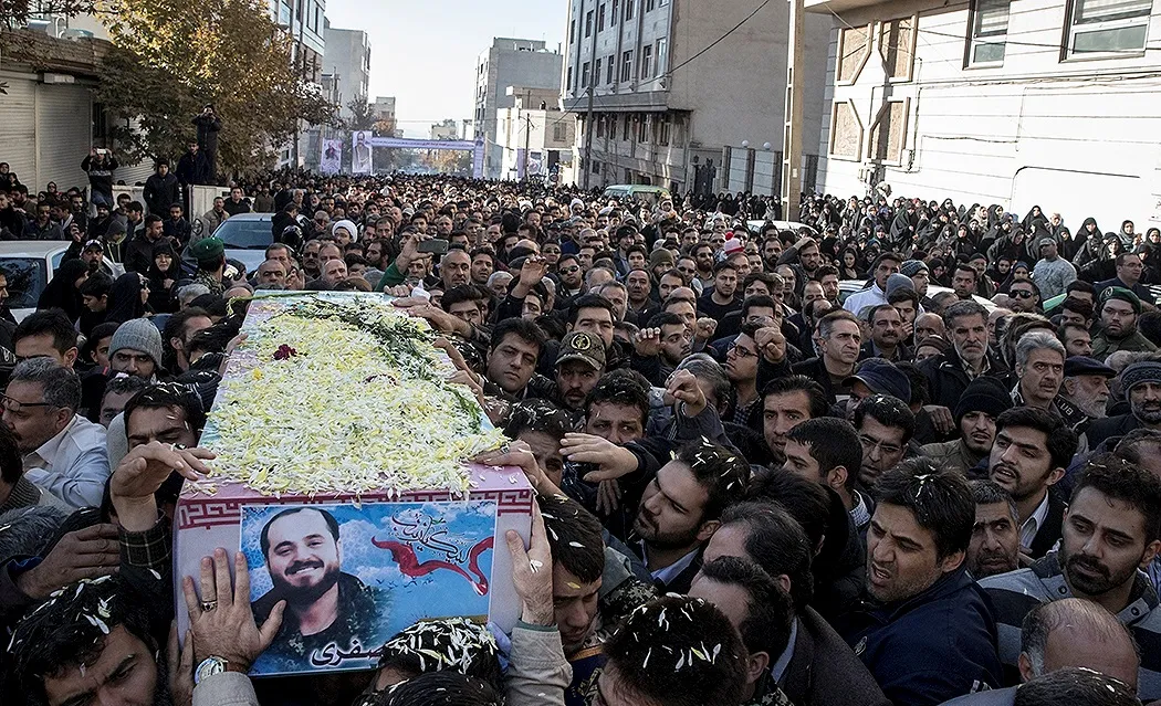 مراسم تشییع پیکر مطهر شهید مدافع حرم نوید صفری برگزار شد