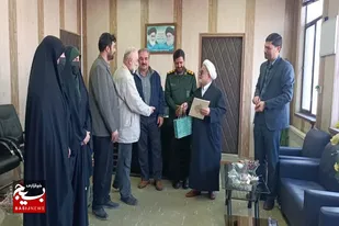 دیدار جمعی از بسیجیان همدان با مسئولین استان به مناسبت روز پاسدار و جانباز