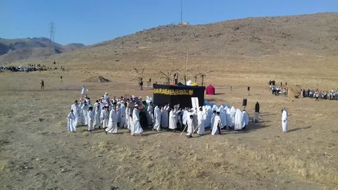 بازسازی واقعه بزرگ و تاریخی غدیر خم در شهر شهباز صورت پذیرفت