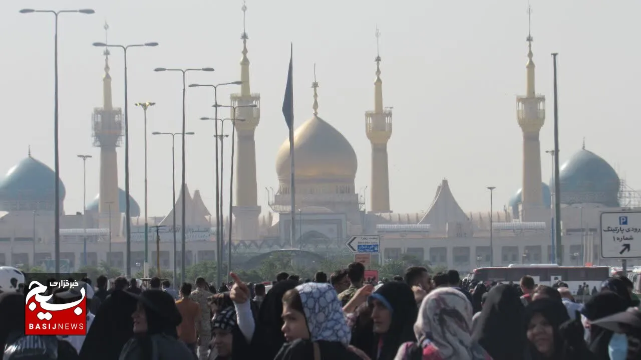 آئین بدرقه کاروان زیارتی شهرستان قدس به مرقد مطهر امام خمینی(ره)