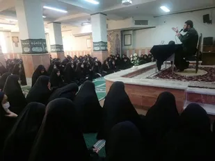 تبیین اقتصاد مقاومتی، تولید و مصرف کالای داخلی