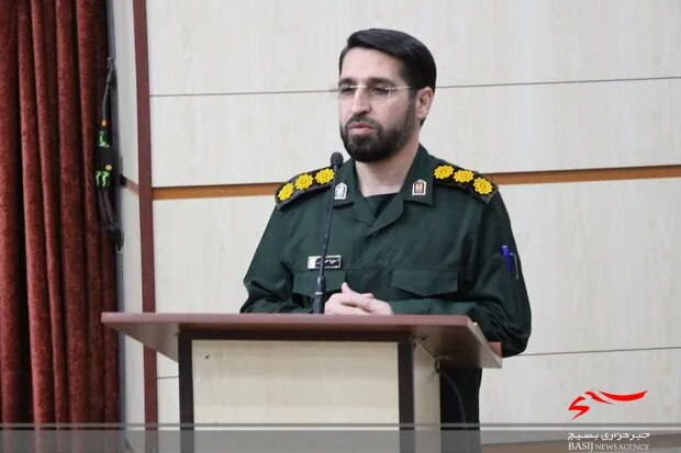 تقویت اندیشه و روحیه انقلابی لازمه ترویج گفتمان خدمت رسانی است