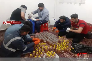 توزیع اقلام بهداشتی به&zwnj;همت بسیجیان پایگاه ثاراله شهر برزول