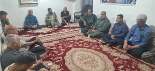 دیدار صمیمی فرمانده ناحیه مقاومت   بسیج بوموسی   با پیشکسوتان بسیجی،حافظان خلیج همیشه فارس