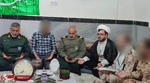 لحظه تحویل سال نو با حضور فرمانده سپاه کردستان در نقطه صفر مرزی