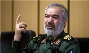 انتقاد از تغییر پرچم ایران در کشتی&zwnj;های شرکت نفتکش و کشتیرانی/هیچکس جرات نگاه چپ به کشتی&zwnj;های ایران را ندارد
