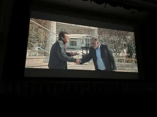 اکران فیلم سینمایی منصور در پایگاه مقاومت بسیج شهید احمدی