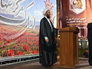 ملت ایران با الهام از مکتب عاشورا پای عهد خود با ولایت ایستاده است