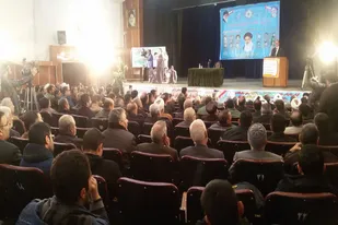 ایران به برکت پیروزی انقلاب دست ابرقدرت&zwnj;ها را کوتاه کرده است